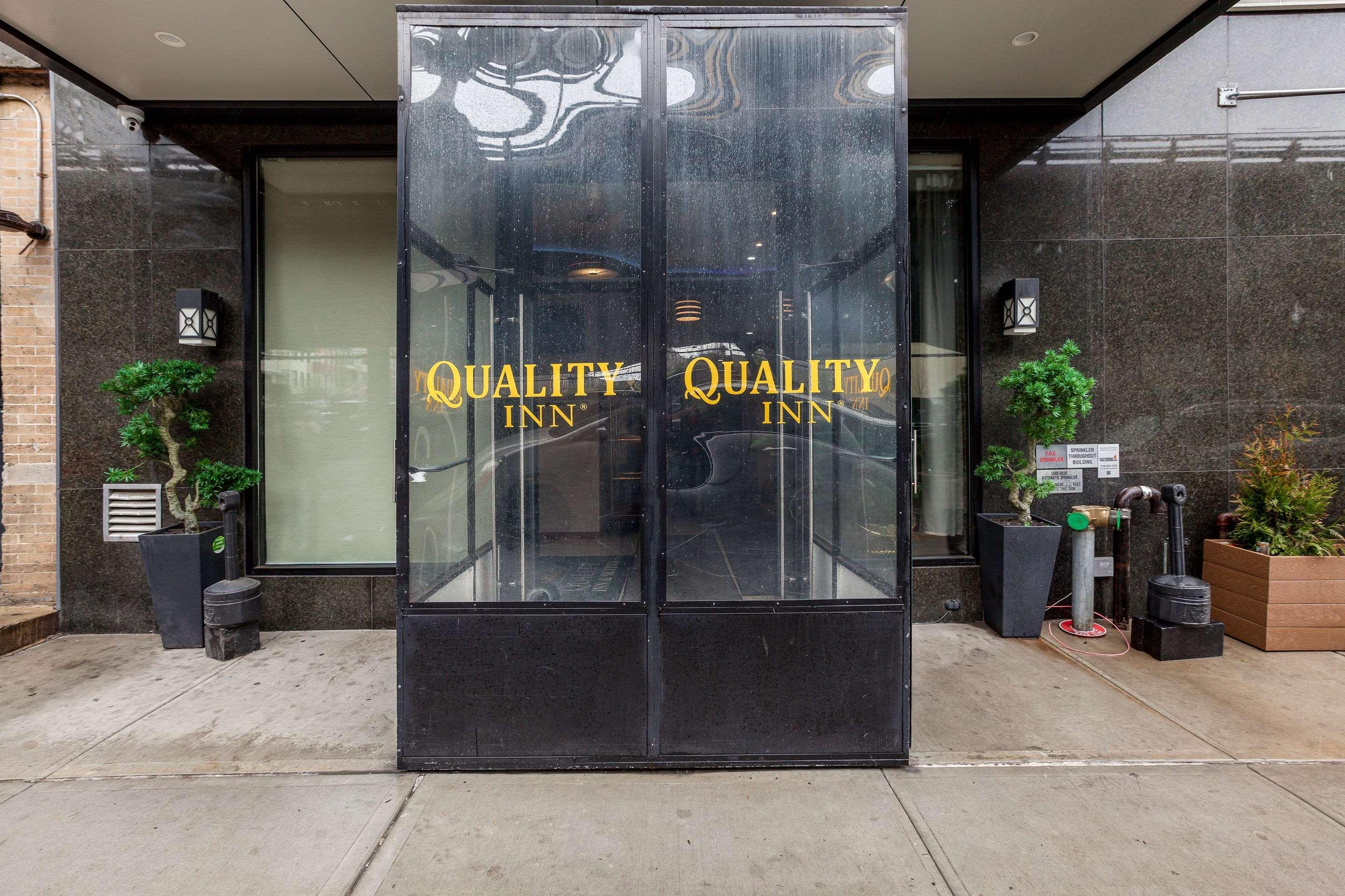 Quality Inn Near Sunset Park Нью-Йорк Экстерьер фото